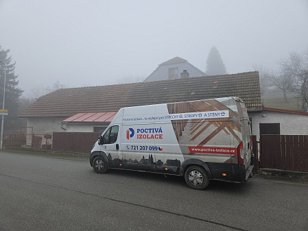 Izolace stropu zděného rodinného domu na Třebíčsku ve Stařeči